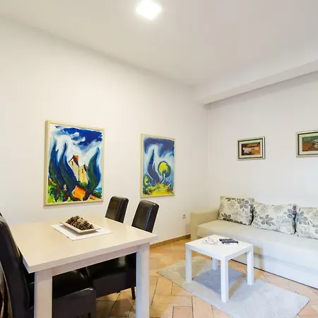 Barbara Apartment